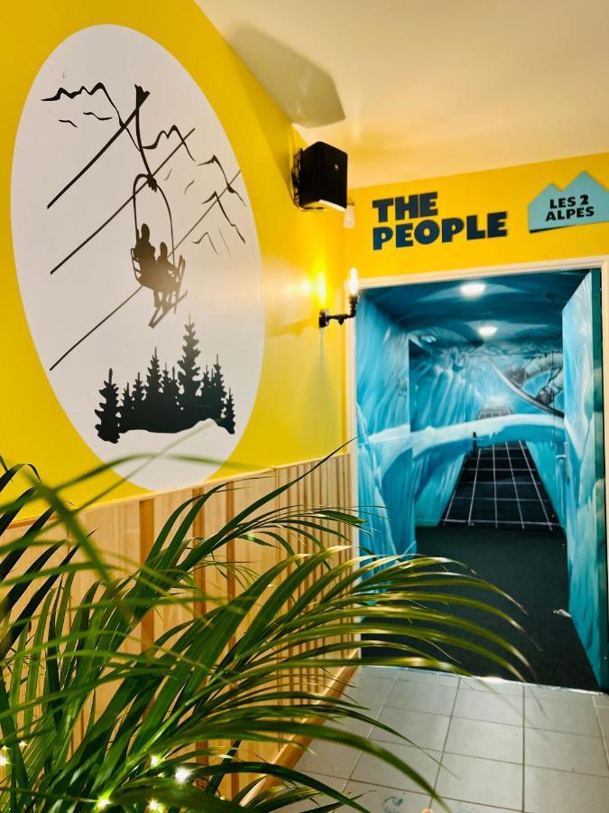 Отель The People - Les 2 Alpes Ле дез Альп Экстерьер фото